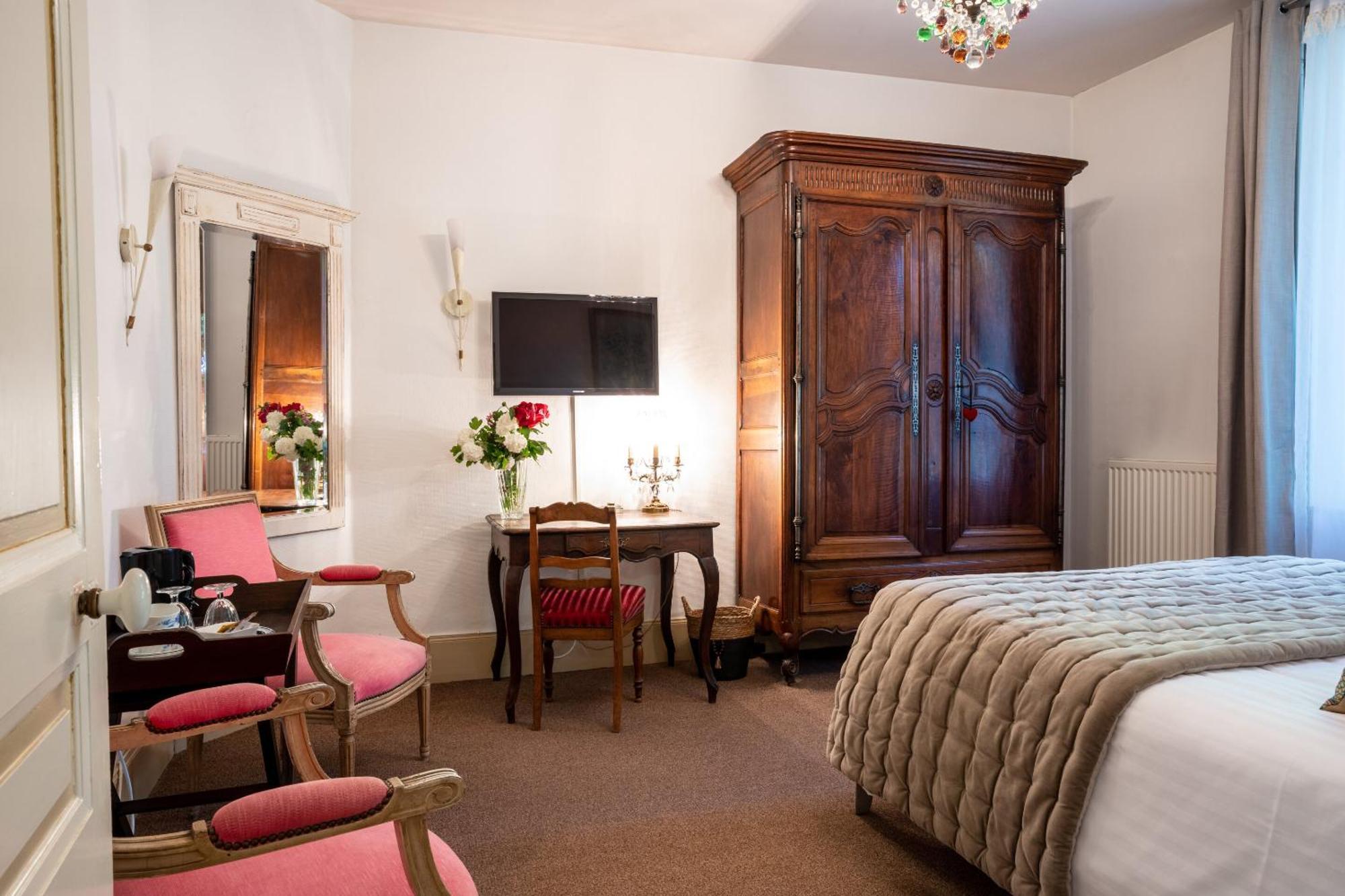 La Dominotte Bed & Breakfast Demigny Room photo