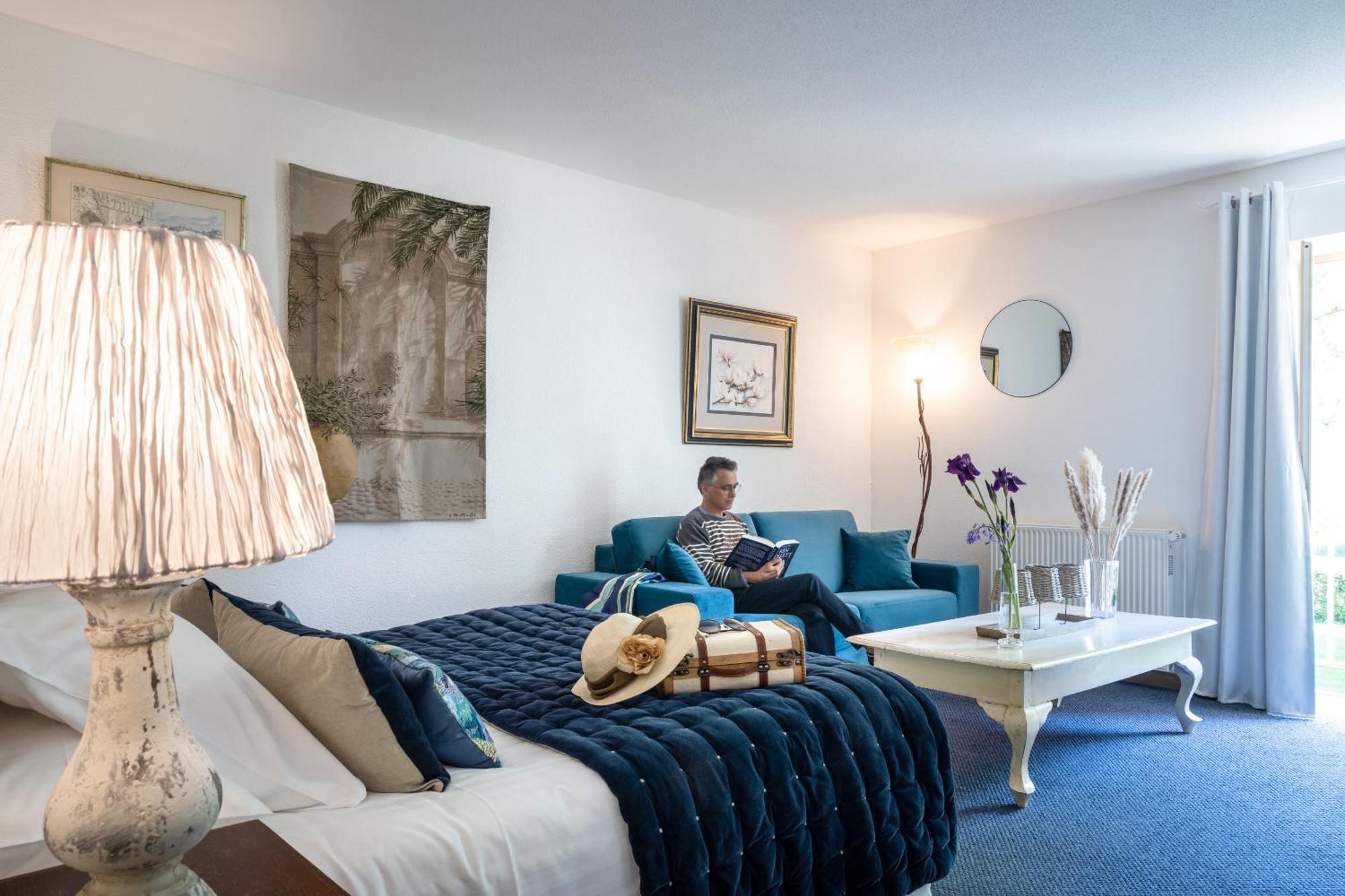 La Dominotte Bed & Breakfast Demigny Room photo