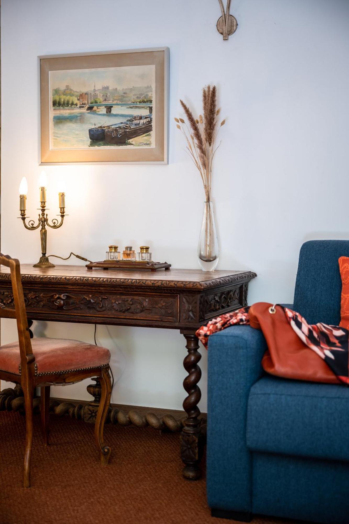 La Dominotte Bed & Breakfast Demigny Room photo